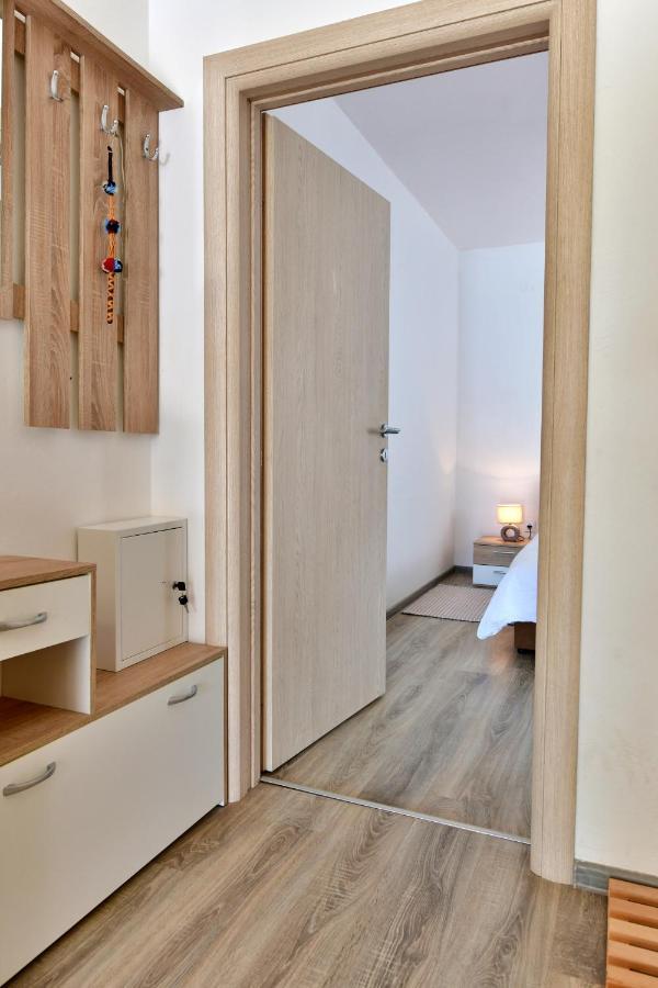 Apartman Dorijan Rakovica Exterior foto